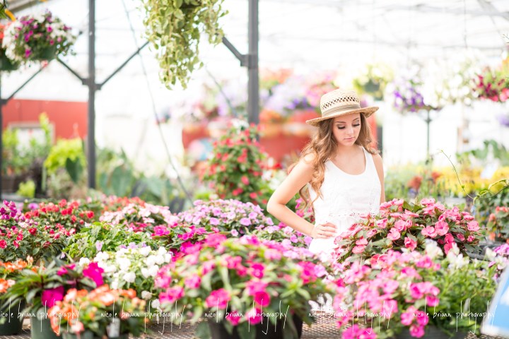 nicole briann photography oregon senior photographer Ilima // Johnson Brothers Greenhouses Coburg Oregon