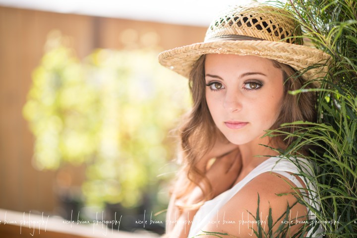nicole briann photography oregon senior photographer Ilima // Johnson Brothers Greenhouses Coburg Oregon