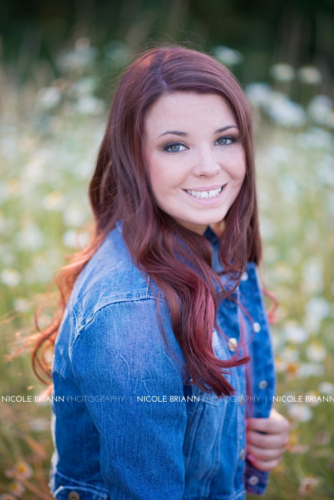 sweet-home-oregon-senior-portrait-photographer-nicole-briann-photography-sierra-01