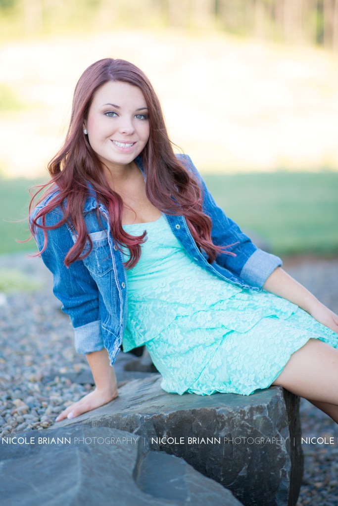 sweet-home-oregon-senior-portrait-photographer-nicole-briann-photography-sierra-85